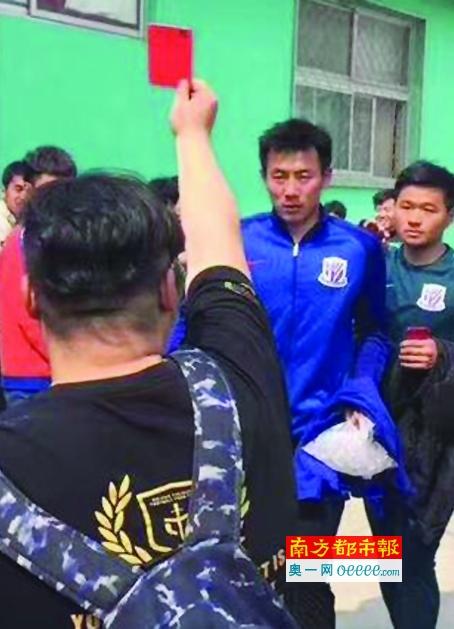 []独家原创稿件，未经授权不得转载，违者将追究其相关法律责任 图片由IC photo供本网专稿，任何网站、报刊、电视台未经IC photo许可，不得部分或全部转载 标签： 王一博大鹏马丽范丞丞第37届金鸡奖 ： 相关新闻 第三届澳门国际喜剧节阵容官宣 沈腾马丽携“飞驰”2026-03-23 《熊猫计划2》曝片段 熊猫胡胡成龙温情告别部落2026-03-06 《熊猫计划2》发布全新预告 成龙于洋擂台决战2026-02-22 春节档票房破45亿 《熊猫计划2》成龙献上合家欢2026-02-22 《熊猫计划2》曝预告 成龙乔杉变熊猫笑翻全家！