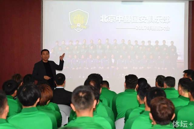 《你好，李焕英》稳居亚军，日票房收411 《阿凡达》连续12天日冠 《人潮汹涌》后劲十足 2021-03-24 3月23日，全国院线总票房2453.99万。