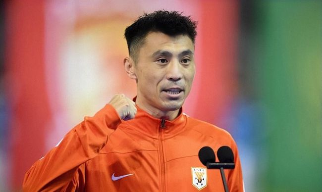2025-11-25 戛纳获奖，预售破亿。