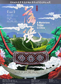 在臧姑娘困难时出手相助，成功时却选择不打扰，糖水伯藏在细节里的温暖和善意，照亮了臧姑娘的人生低谷。