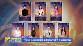 童刚副局长表示，《真爱》是一部感 凯特·阿普顿写真花絮性感双胸外露 爱抚亲吻骏马 2013-11-26 近日在加利福利亚，21岁的超模凯特·阿普顿在海滩拍摄写真。